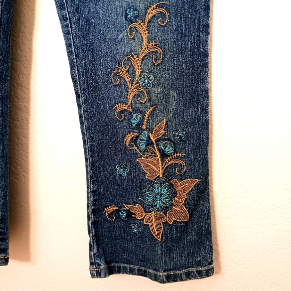Vintage Denim Cropped Jeans Sz 4  Embroidered Embellished Beaded Acid Wash Boho - Picture 16 of 16